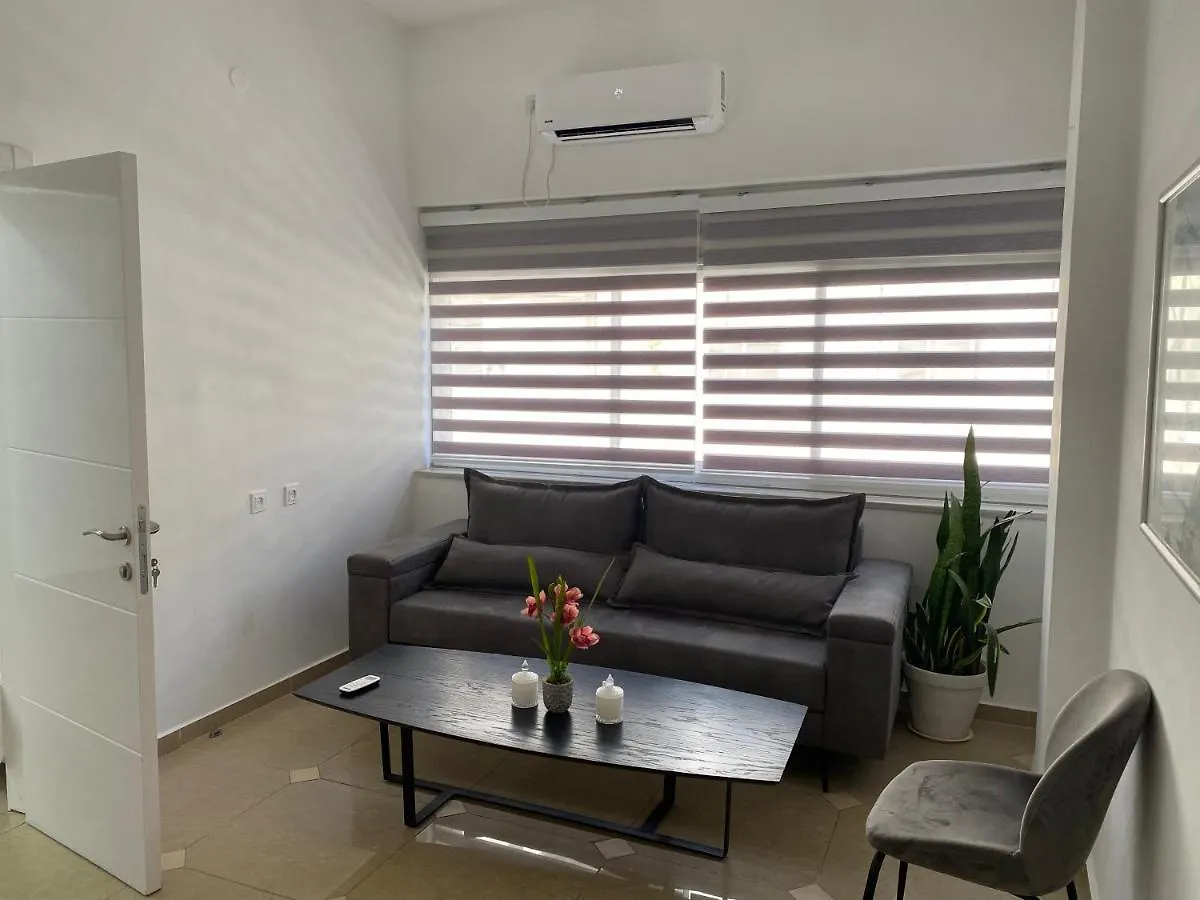 Laila\'S Studio2 location
